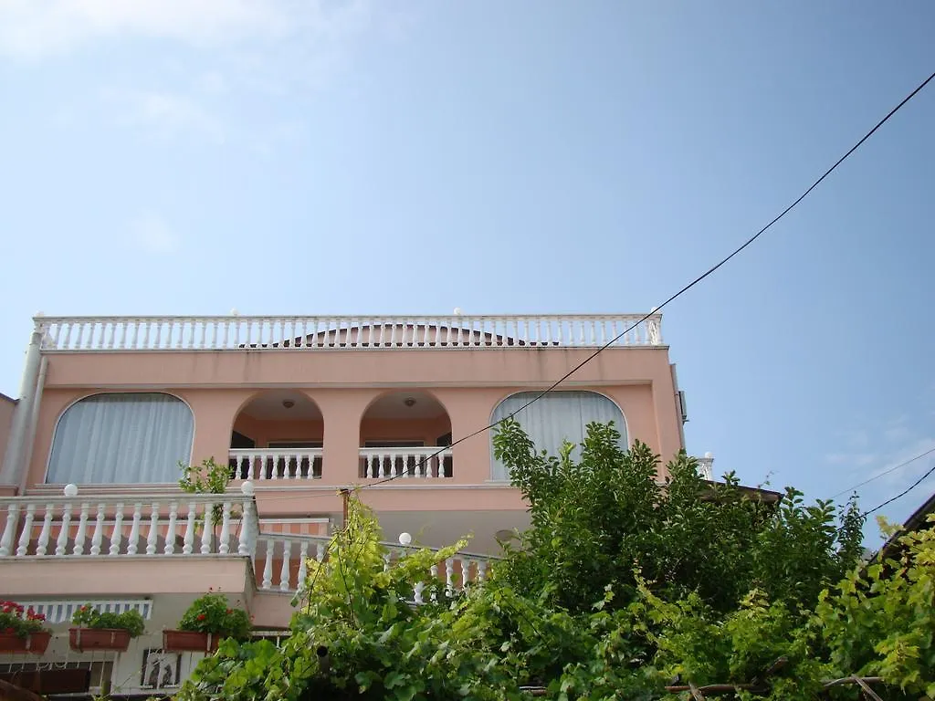 Guest House Andi Golden Sands